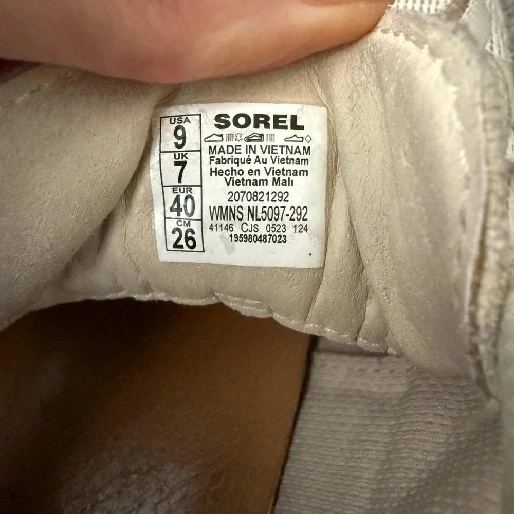 SOREL Kinetic Impact 2 Wonder Sneaker Women's Beige Suede Mesh Wedge Size 9‎